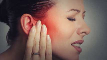 Kulak basıncının belirtileri nelerdir? Uçta yaşanan kulak basıncına ne iyi gelir?
