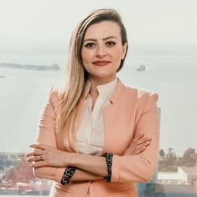 Burcu Mehmetoğlu, Diyetisyen İzmir