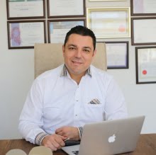 Mustafa Nihat Koç, Plastik Rekonstrüktif Ve Estetik Cerrahi Gaziantep
