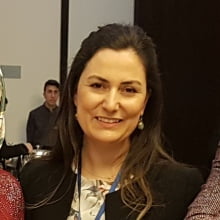 Ayşe Bilge Kıraç, Diş Hekimi Konya